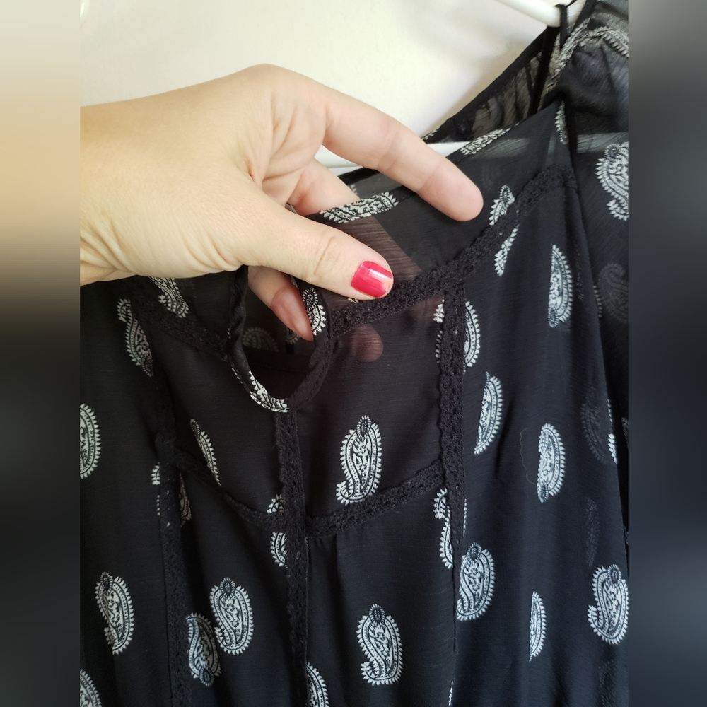 NWOT elegant black sheer ruffle dress - Picture 8 of 15